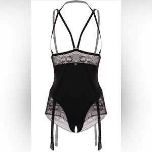 💞NWOT Lovehoney Hourglass Sheer Floral Lace and Microfiber Open Bust Teddy💞